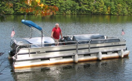 Tom-Kenney-on-his-special-party-boat